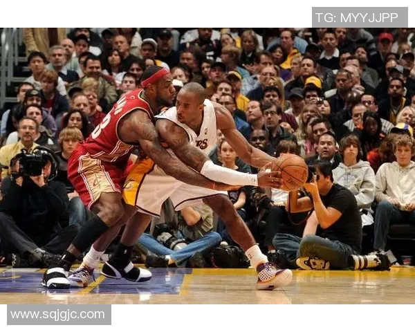 1516赛季骑士与勇士的巅峰对决回顾及其对NBA历史的影响分析